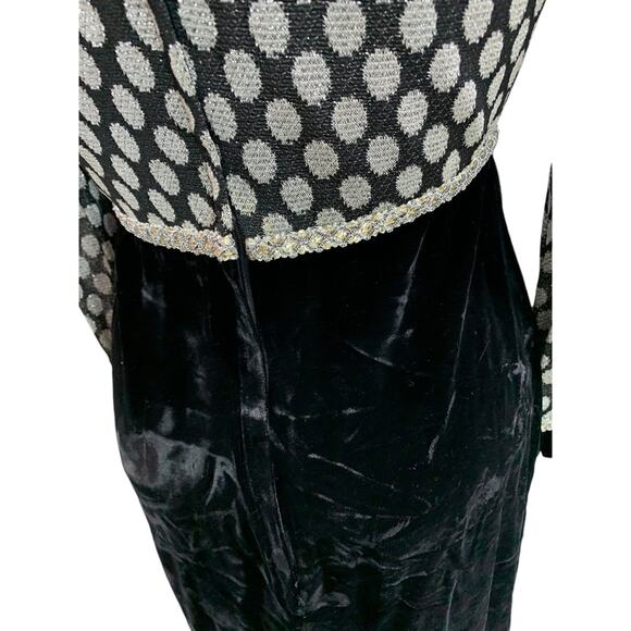 Small Vintage 1970s Black Velvet Metallic Dot Gown Long Fitted Bodice - Picture 8 of 9